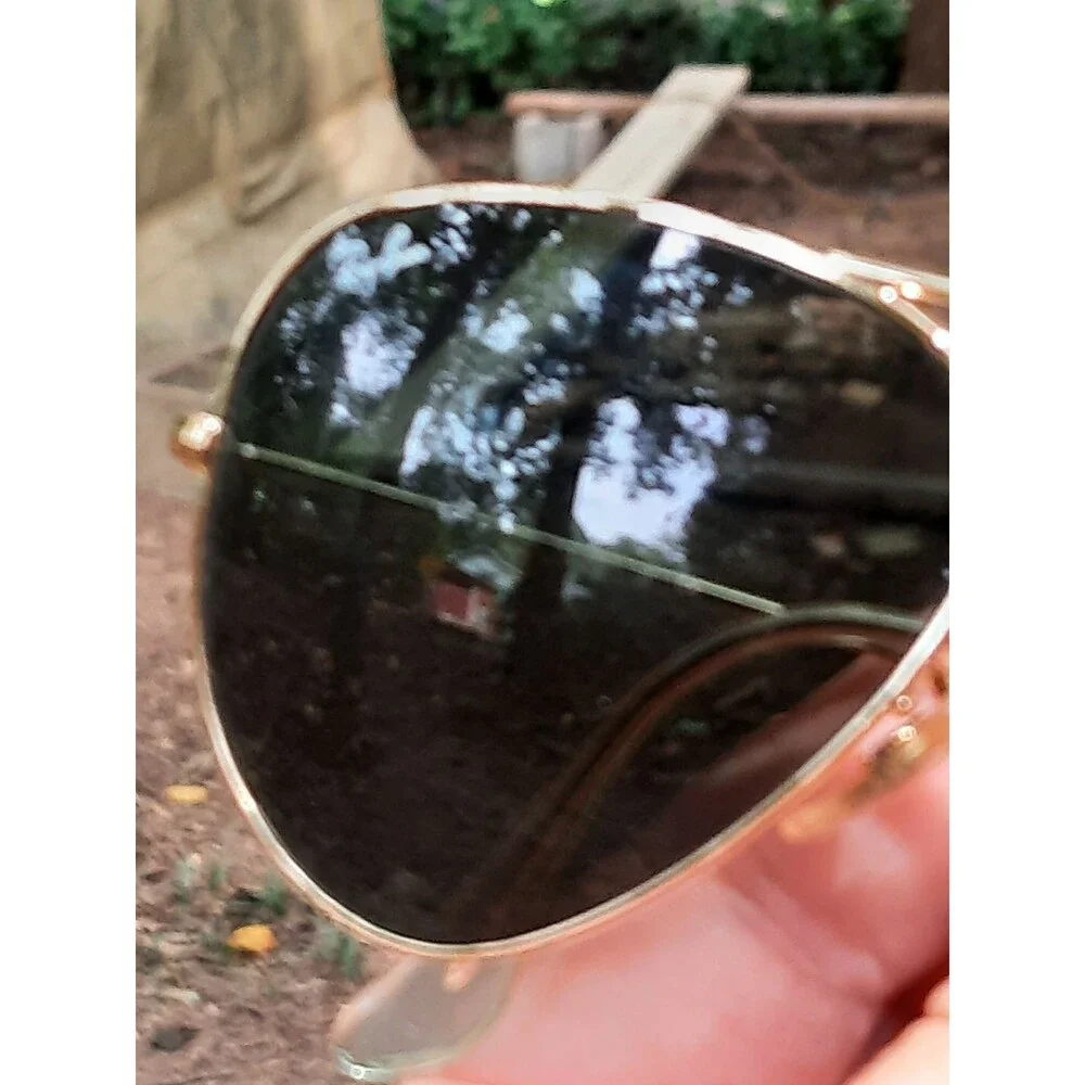 Ray-Ban RB3025 Brown Polarized Lens Gold Metal Frame Sunglasses